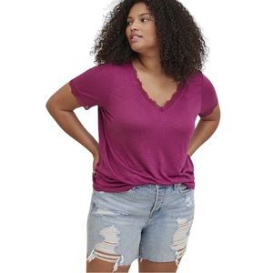 Torrid Classic Fit Soft Slub Lace Trim V-neck Tee - Size: 10 (00) Like New